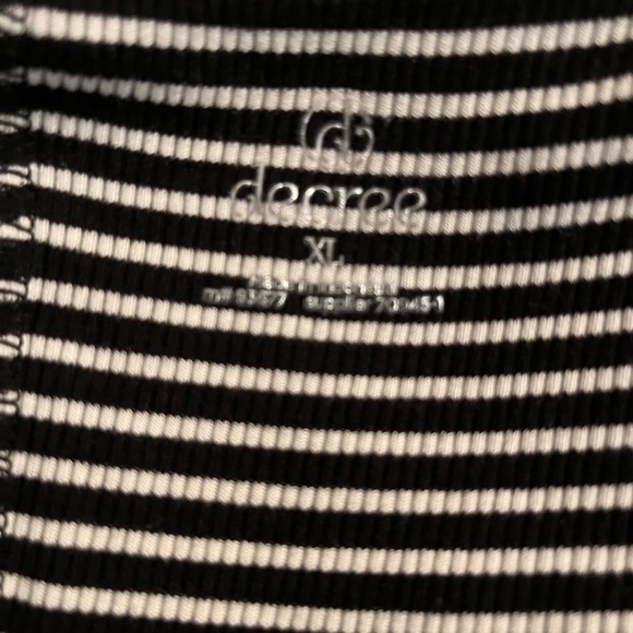 Black & white striped dress XL (Cart H-103) - Picture 2 of 2